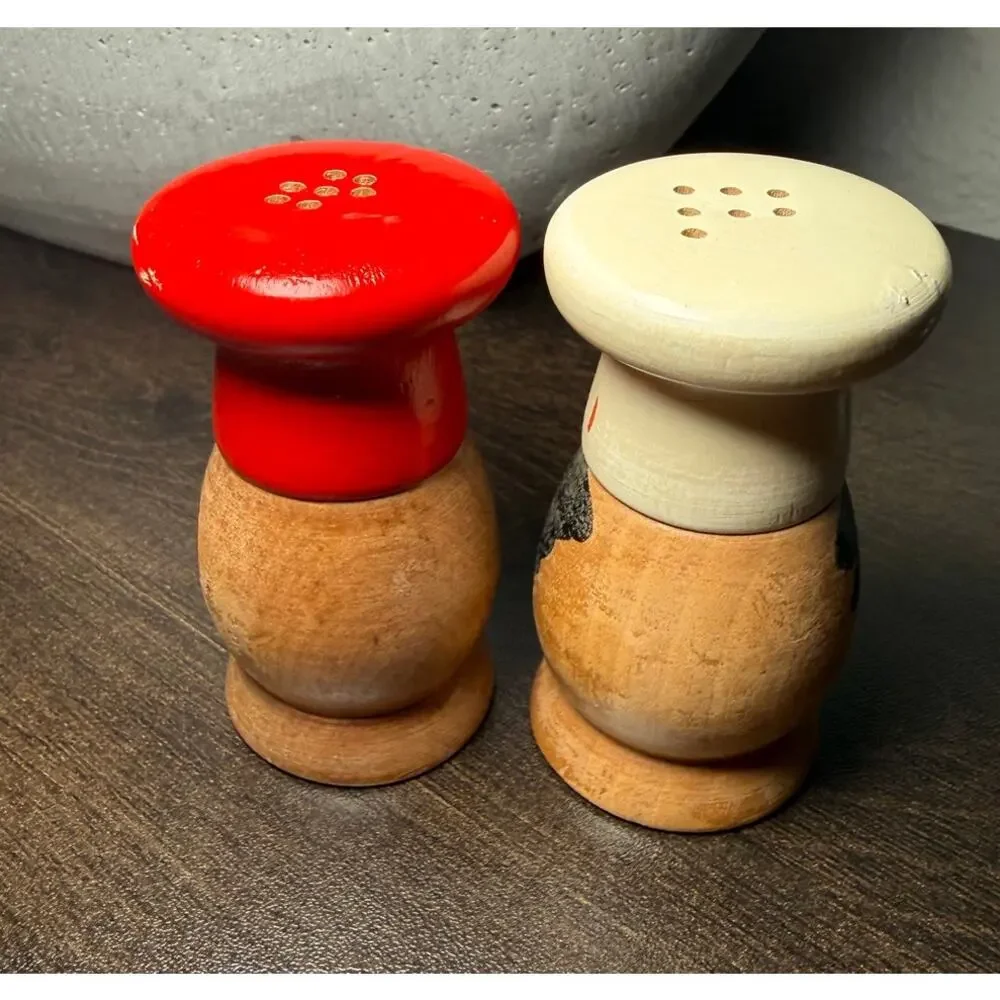Vintage 1950's-60's Chef Salty and Peppy Wood Shakers Painted Made in Japan